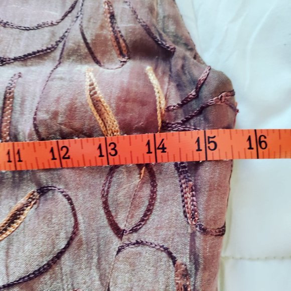 Javier Canas Caramelo 100 percent silk, lined, embroidered dress size 40 (euro) - Picture 6 of 8